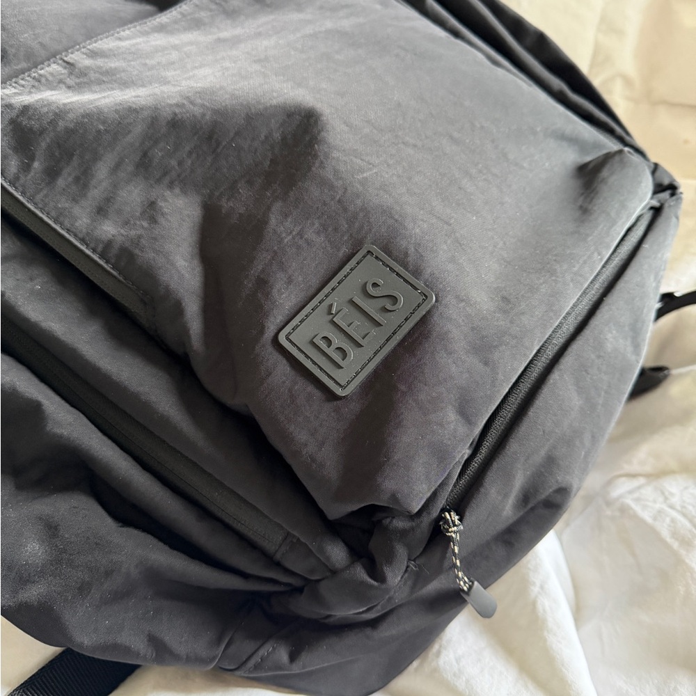 BEIS North to South Black Women's Backpack NWOT - Picture 4 of 8
